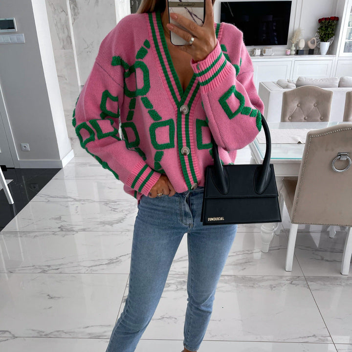 ViviContrast™ | V‑Neck Colour Block Knit Cardigan3